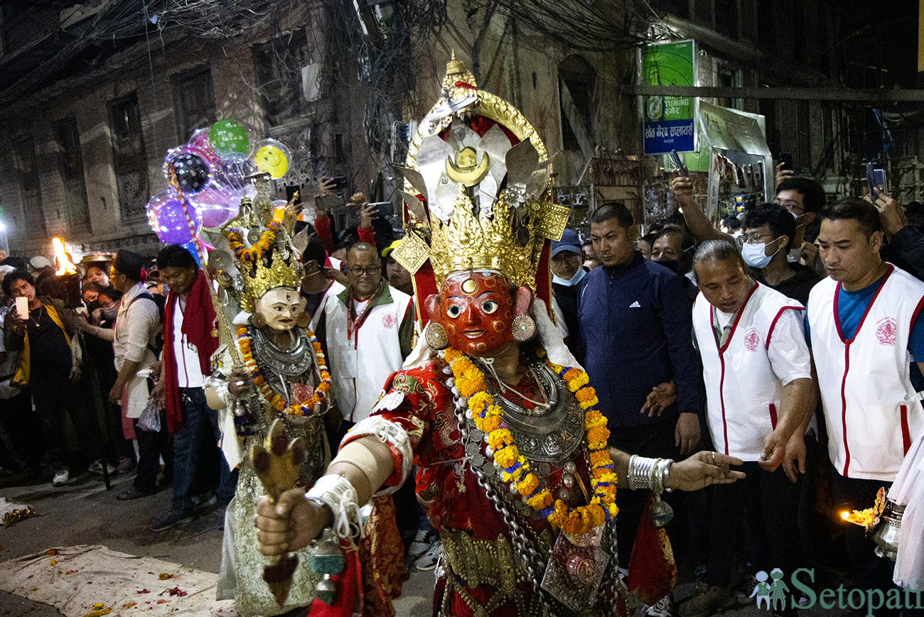 काठमाडौं नरदेवीमा ङतभुलु अजिमाको बाह्रवर्षे नाच। तस्बिर: नवीनबाबु गुरूङ/सेतोपाटी